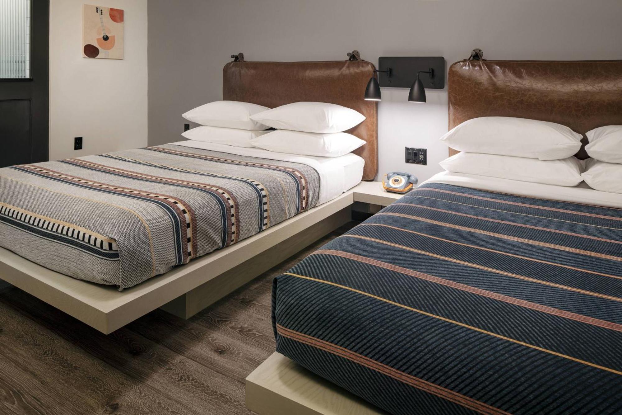 Hotel Moxy Vanderbilt Area 4*